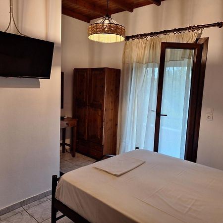 Areti Apartment Afra ภายนอก รูปภาพ